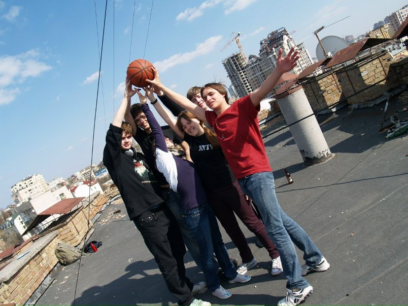 №16, Віктор Ананьєв №16, Віктор Ананьєв