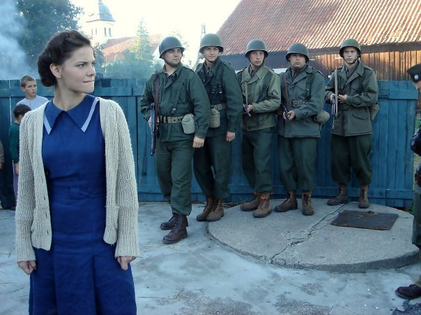 Елена Коровчук И Елизавета Боярская В Белом Белье – Я Вернусь 2008